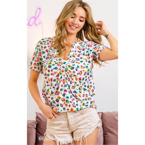LAST! V Neck Shirred Front Multi Color Leopard Print Top! - Picture 4 of 14